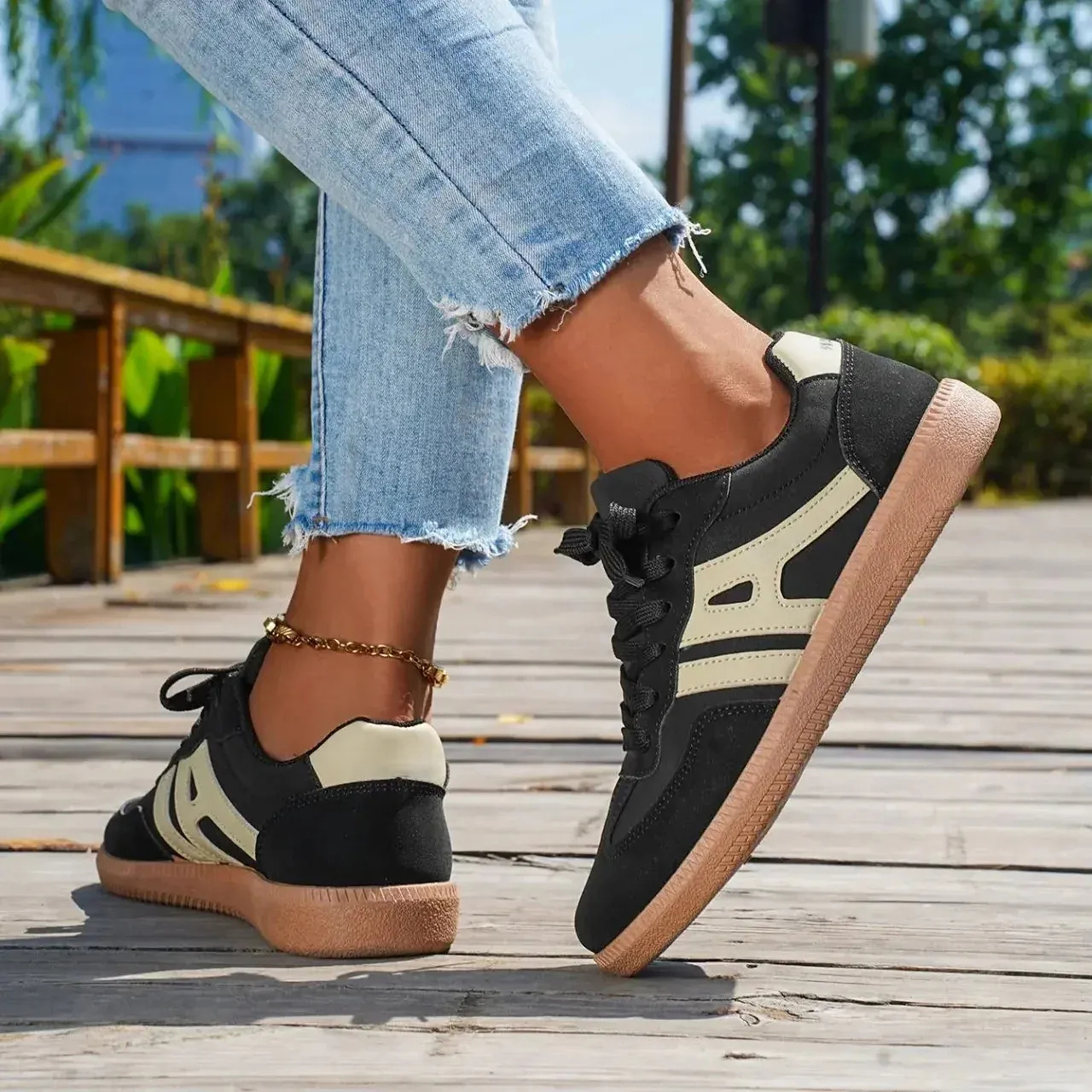 🔥Last Day Promotion 50% OFF - Women's Comfortable Breathable Orthopaedic Sneakers