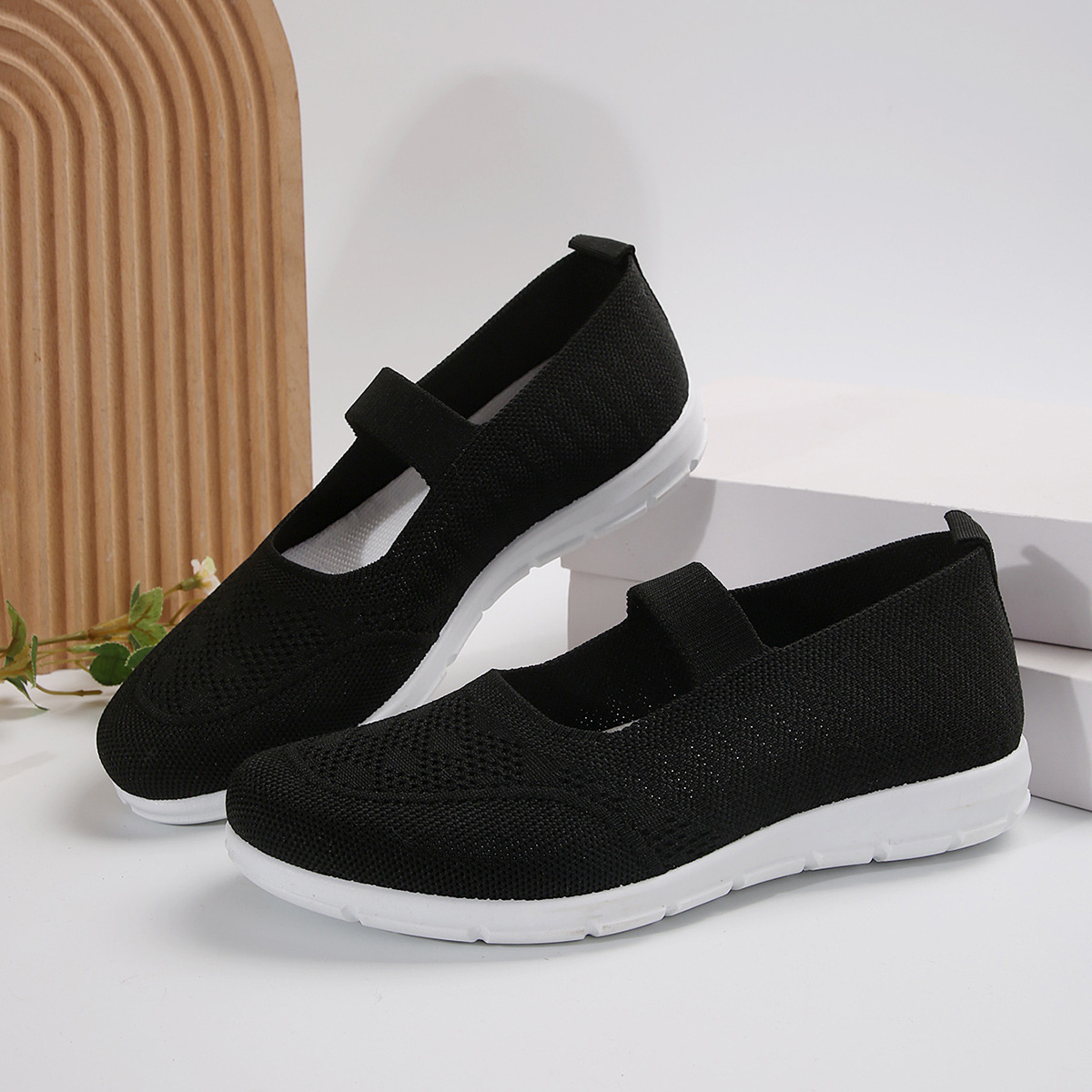 🔥Last Day Promotion 50% OFF - Women's Casual Breathable Soft Sole Walking Shoes