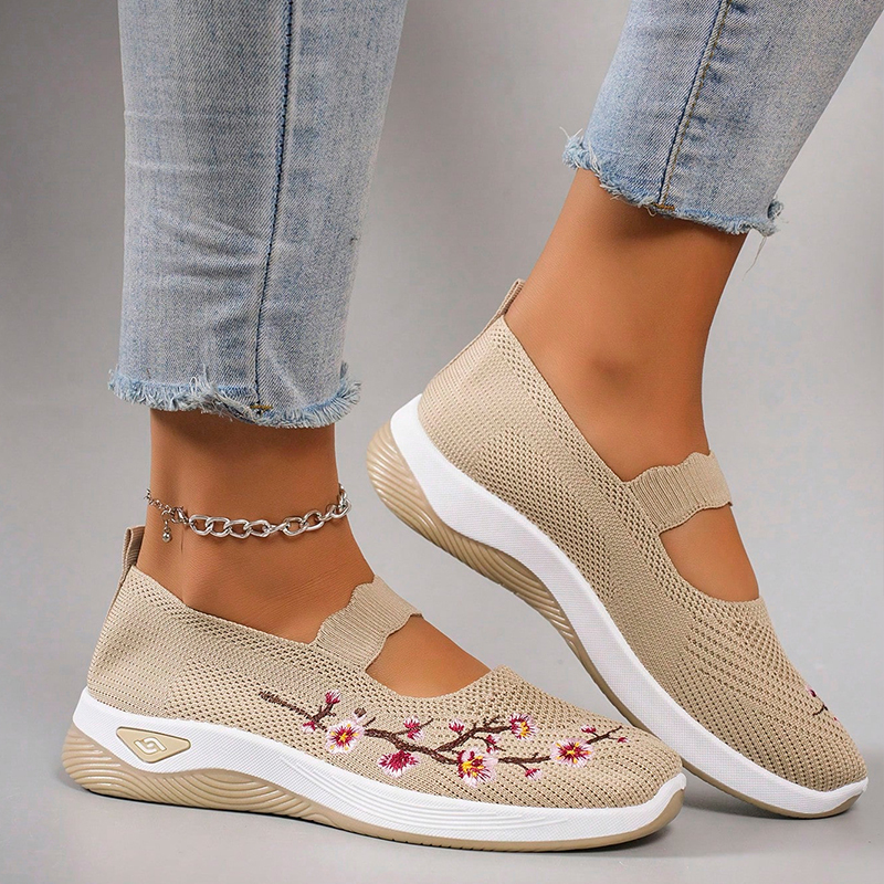 🔥Last Day Promotion 50% OFF - Women's Casual Breathable Slip On Orthopaedic Walking Shoes