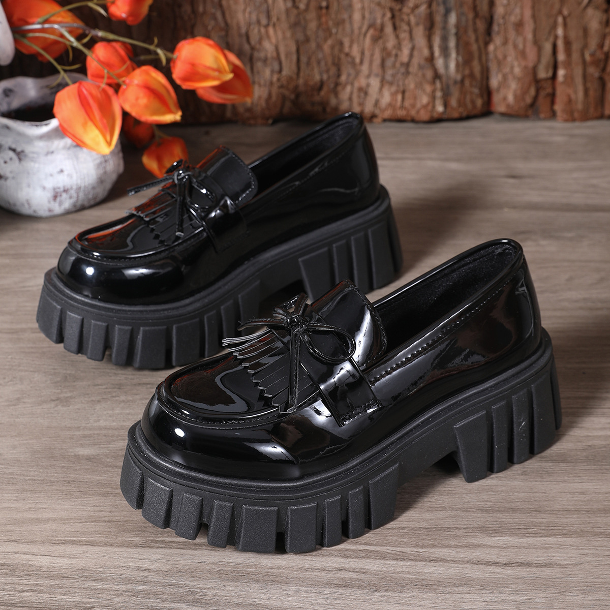 🔥Last Day Promotion 50% OFF - Women's Comfortable Thick-Soled Orthopaedic Leather Shoes