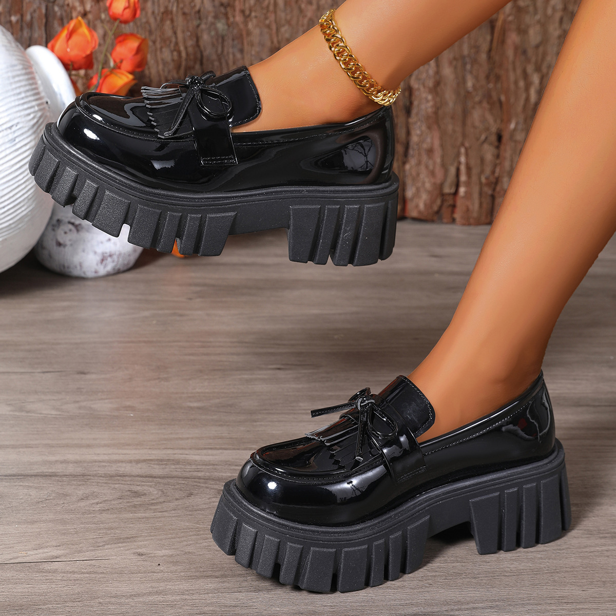 🔥Last Day Promotion 50% OFF - Women's Comfortable Thick-Soled Orthopaedic Leather Shoes