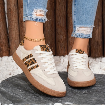 🔥Last Day Promotion 50% OFF - Women's Retro Leopard Print Women's Casual Sneakers