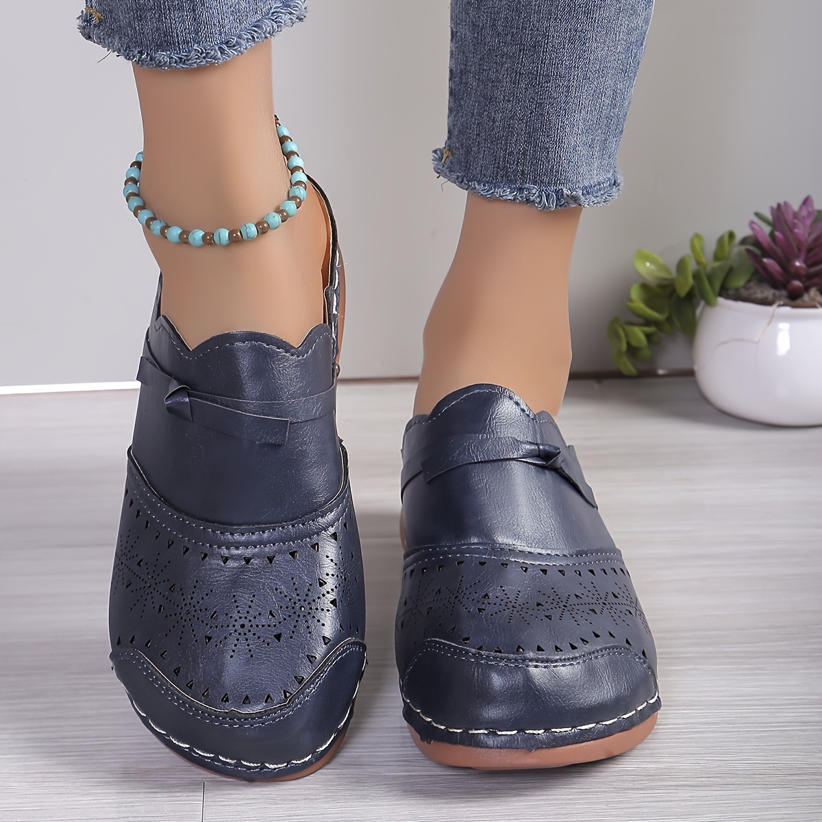 🔥Last Day Promotion 50% OFF - Women's Comfortable Slope Heel Orthopaedic Leather Sandals
