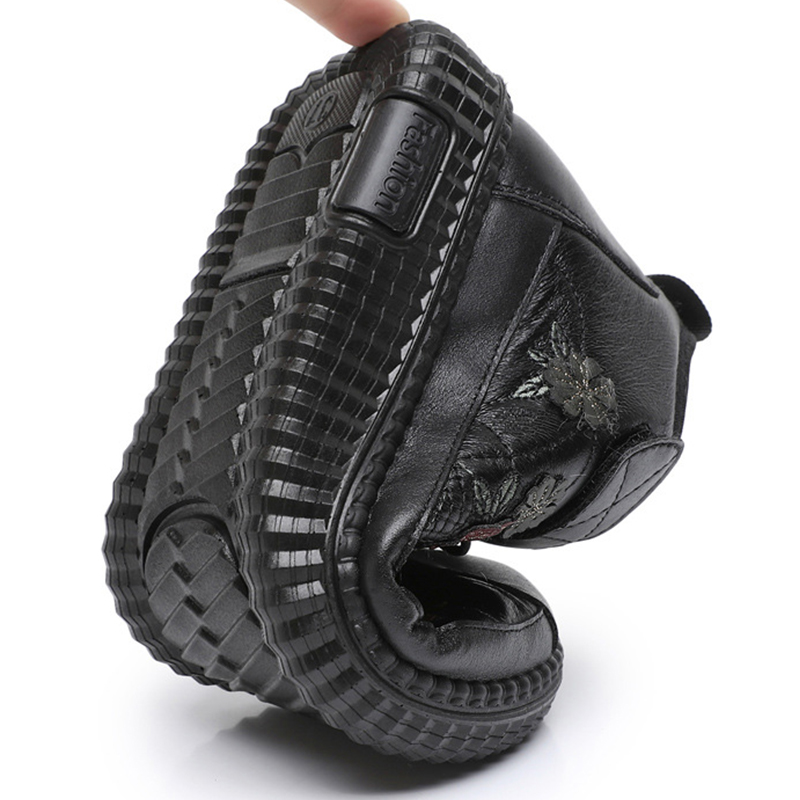 🔥Last Day Promotion 50% OFF - Women's Comfortable Non-Slip Slip-On Warm Boots