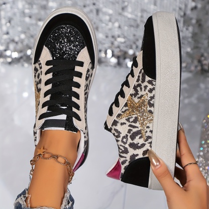🔥Last Day Promotion 50% OFF - Women's Leopard Print Star Sneakers