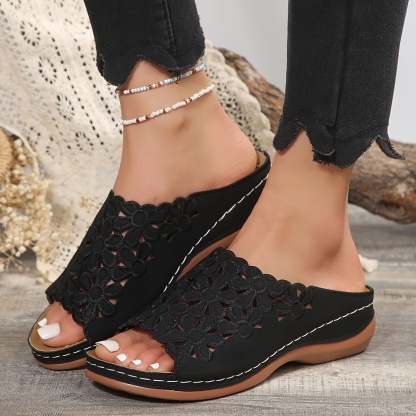 🔥Last Day Promotion 50% OFF - Women's Floral Design Comfort Wedge Orthopaedic Sandals