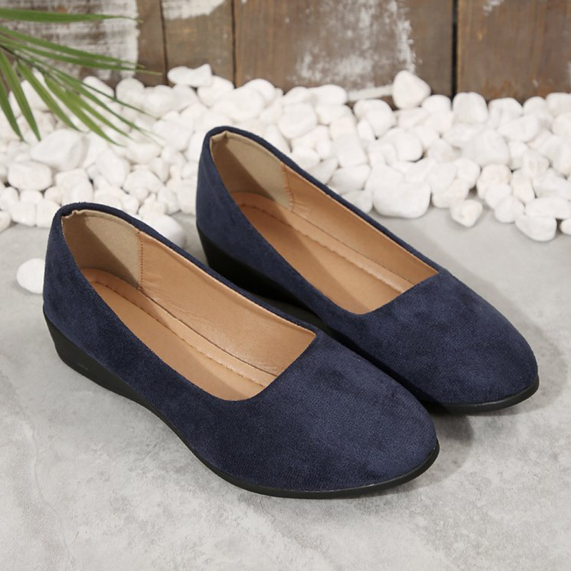 🔥Last Day Promotion 50% OFF - Women's Comfortable Soft Sole Slope Heel Casual Shoes