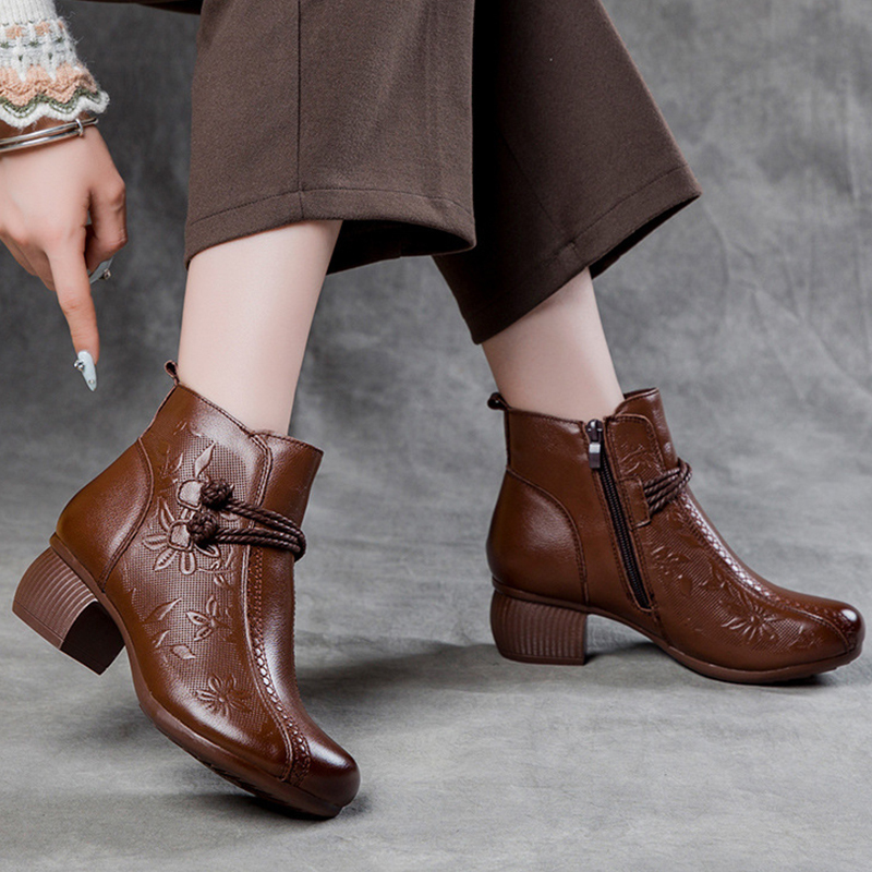 🔥Last Day Promotion 50% OFF - Women's Comfortable Warm Handcrafted Leather Ankle Boots