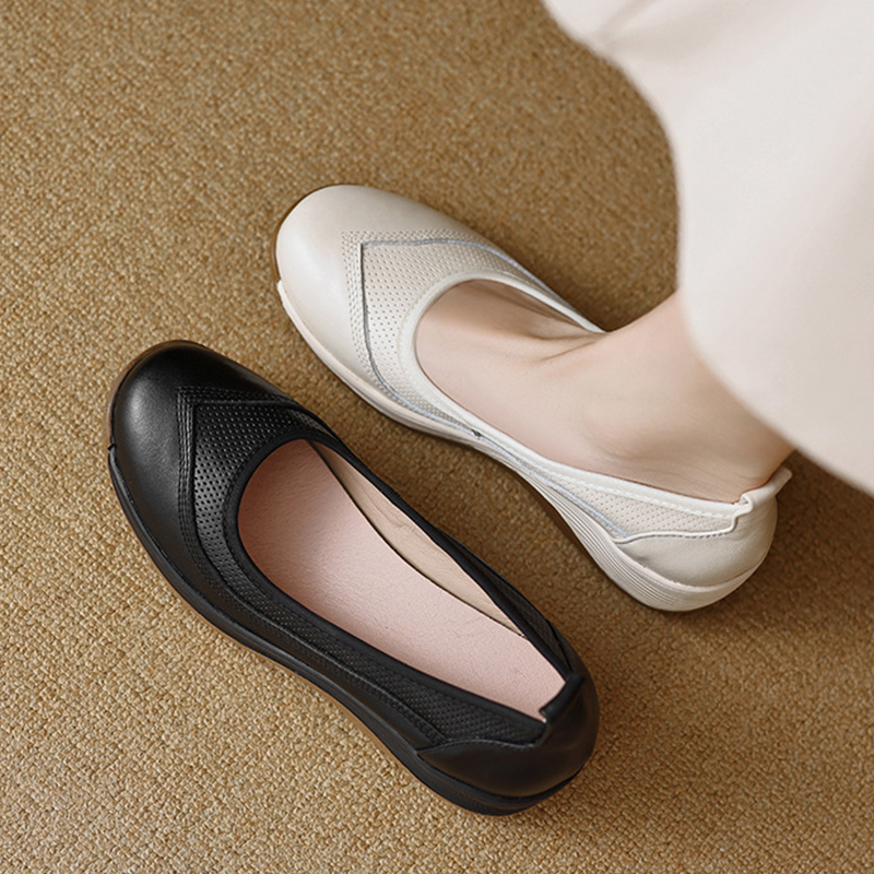 🔥Last Day Promotion 50% OFF - Women's Casual Thick Sole Orthopaedic Leather Shoes