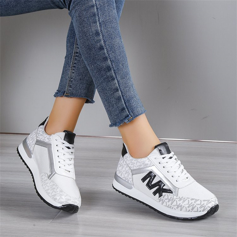 🔥Last Day Promotion 50% OFF - Women's New Thick Sole Breathable Casual Orthopaedic Sneakers