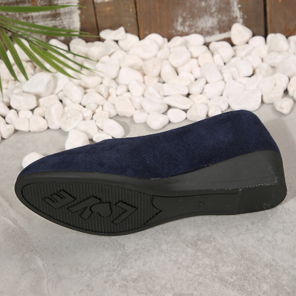 🔥Last Day Promotion 50% OFF - Women's Comfortable Soft Sole Slope Heel Casual Shoes