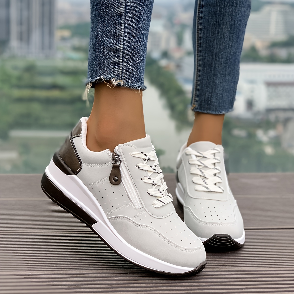 🔥Last Day Promotion 50% OFF - Women's Fashionable Comfortable Side-Zip Thick-Sole Orthopaedic Sneakers