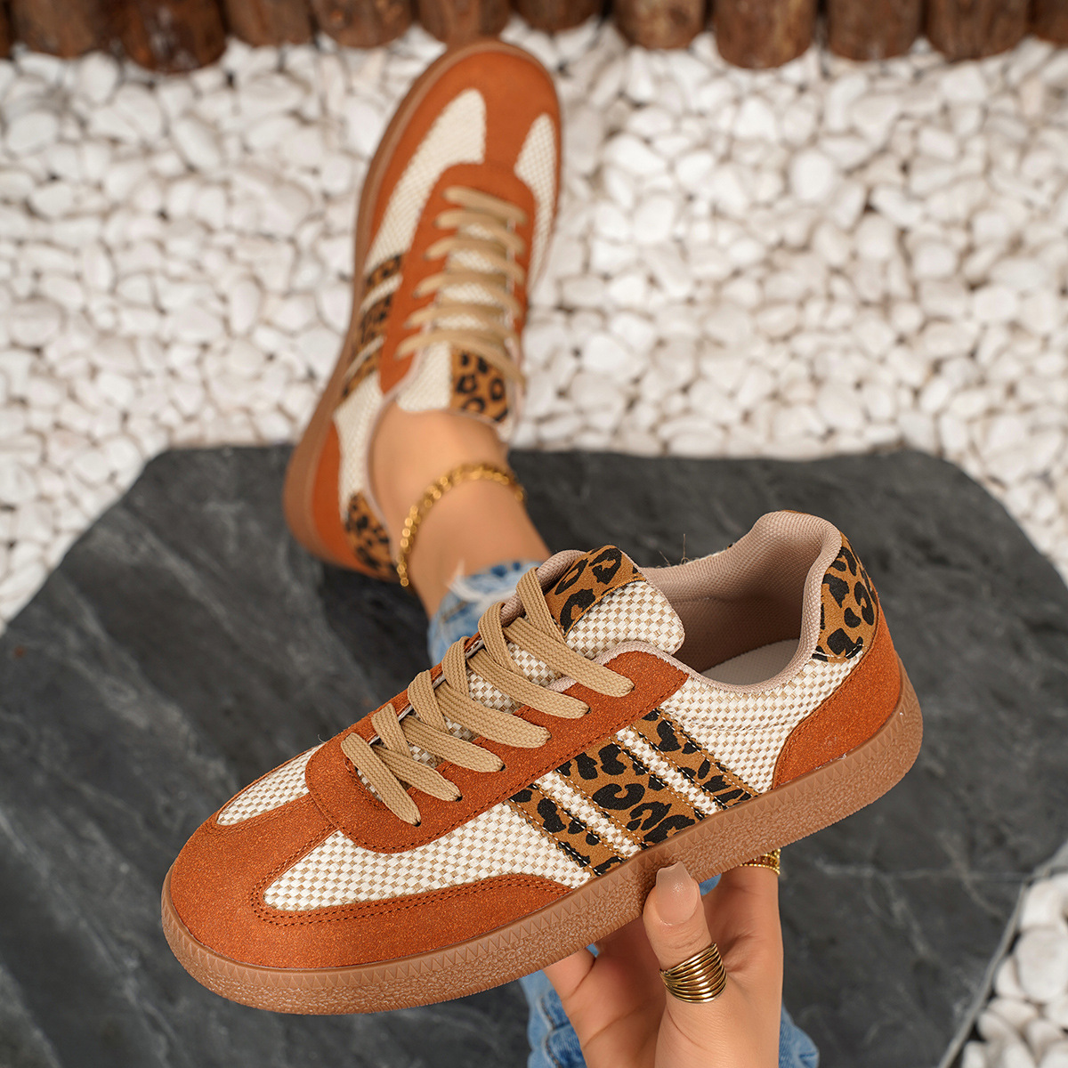 🔥Last Day Promotion 50% OFF - Women's Retro Leopard Print Women's Casual Sneakers