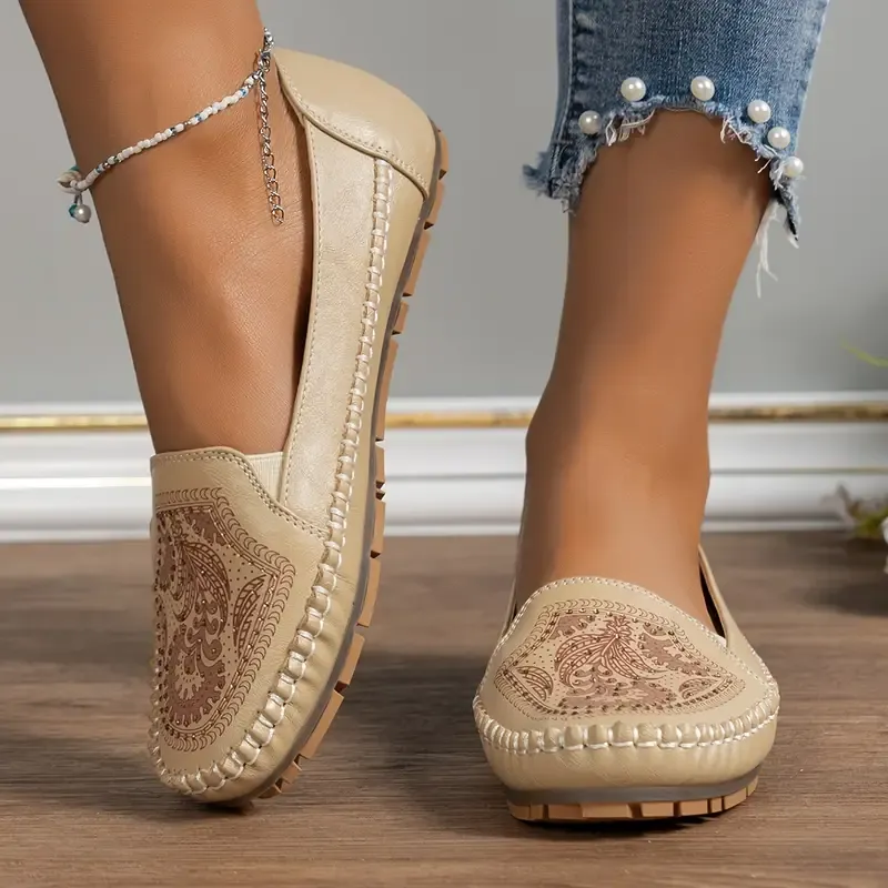 🔥Last Day Promotion 50% OFF - Vintage Rhinestone Fashion Women's Leather Orthopaedic Shoes