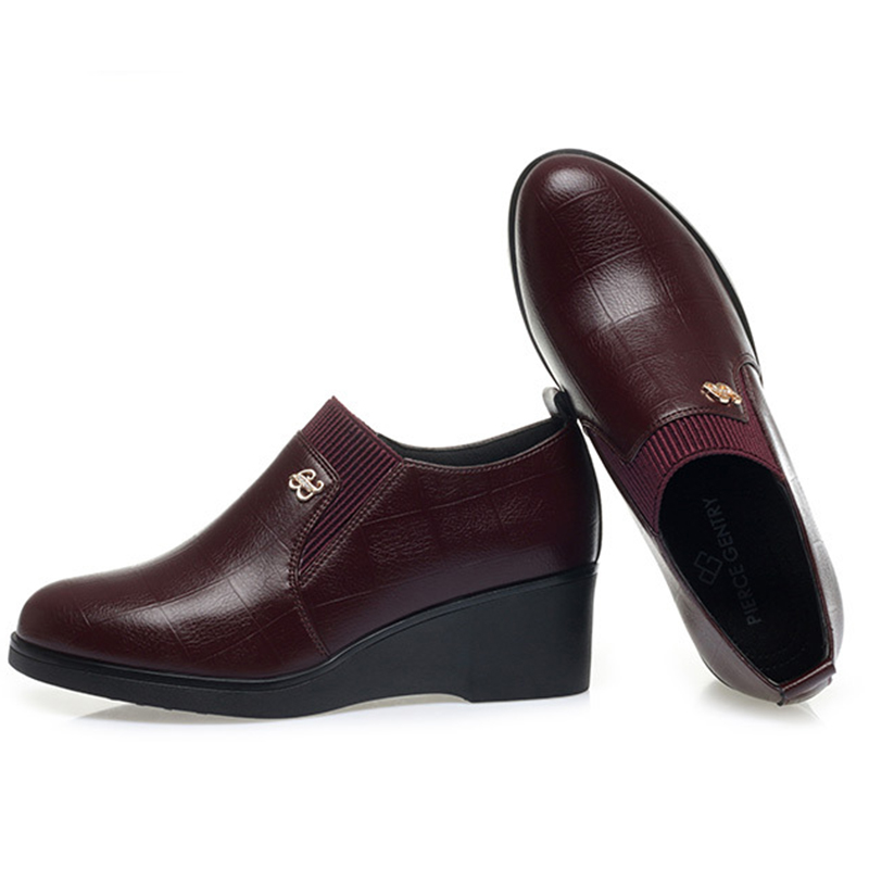 🔥Last Day Promotion 50% OFF - Women's Solid-Colour Fashion Wedge Orthopaedic Leather Shoes