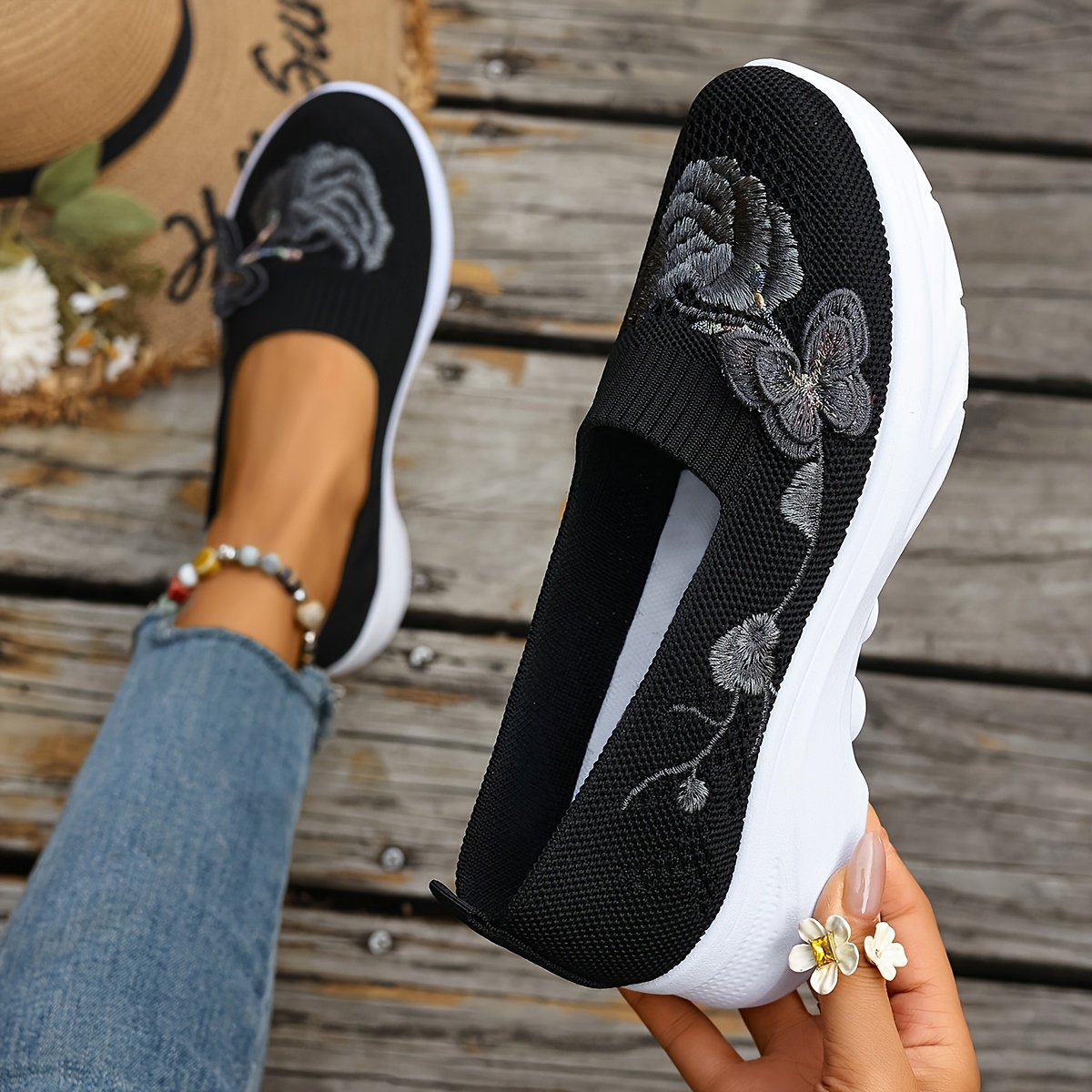 🔥Last Day Promotion 50% OFF - Women's Embroidered Comfortable Breathable Casual Shoes