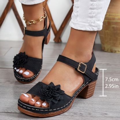 🔥Last Day Promotion 50% OFF - Women's Flower Chunky Heel Sandals