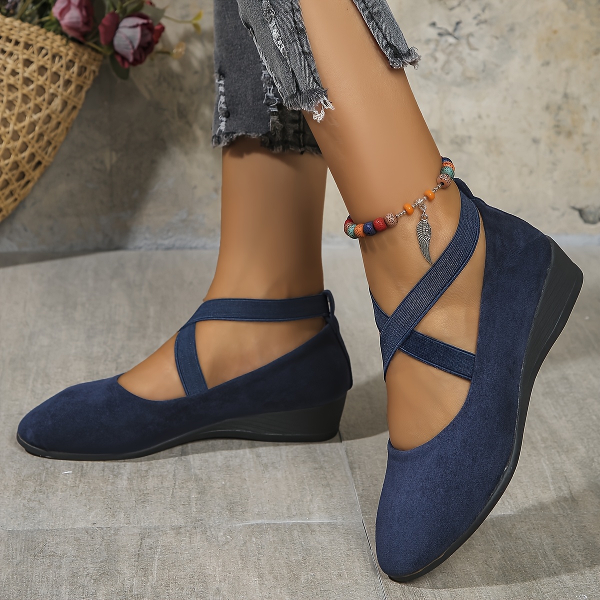 🔥Last Day Promotion 50% OFF - Women's Elastic Cross Strap Slip-On Wedge Shoes