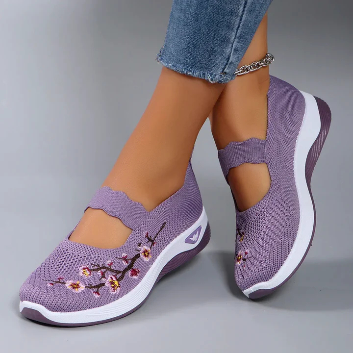 🔥Last Day Promotion 50% OFF - Women's Casual Breathable Slip On Orthopaedic Walking Shoes