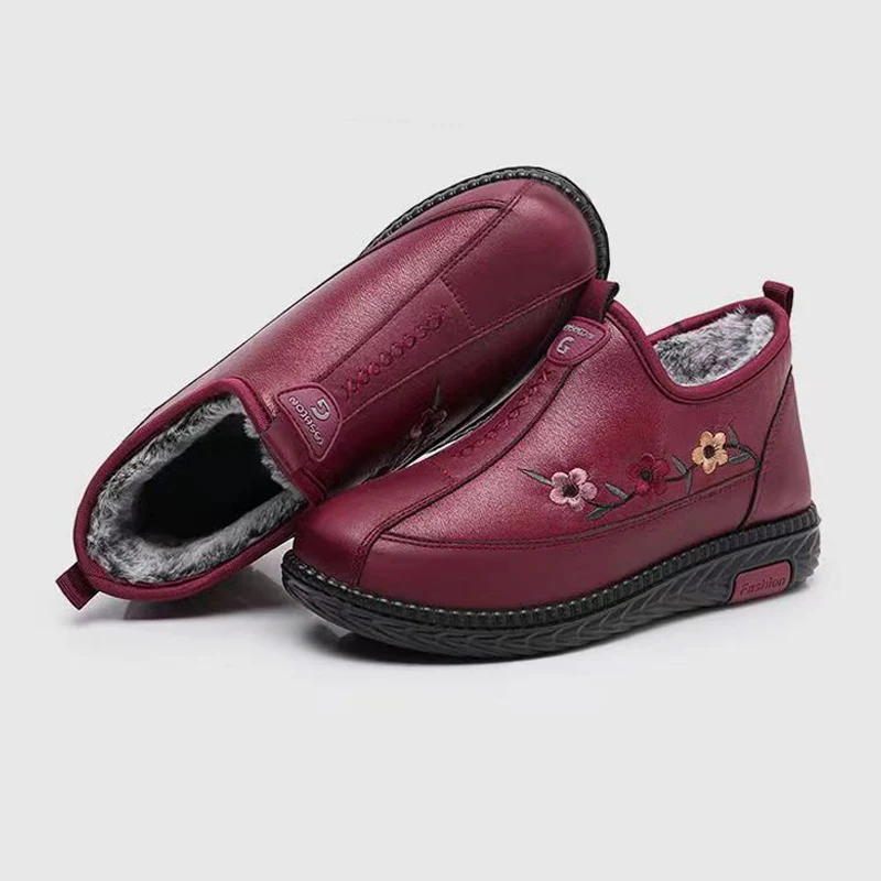 🔥Last Day Promotion 50% OFF - Women's Soft Leather Fleece-Lined Warm Casual Shoes