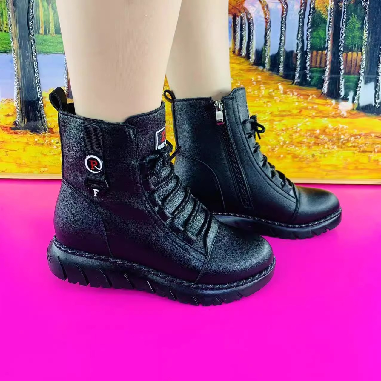 🔥Last Day Promotion 50% OFF - Women's Warm Non-slip Leather Ankle Boots