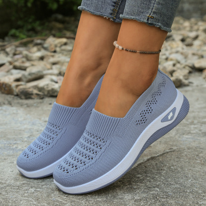 🔥Last Day Promotion 50% OFF - Women's Lightweight Breathable Soft-Sole Walking Shoes