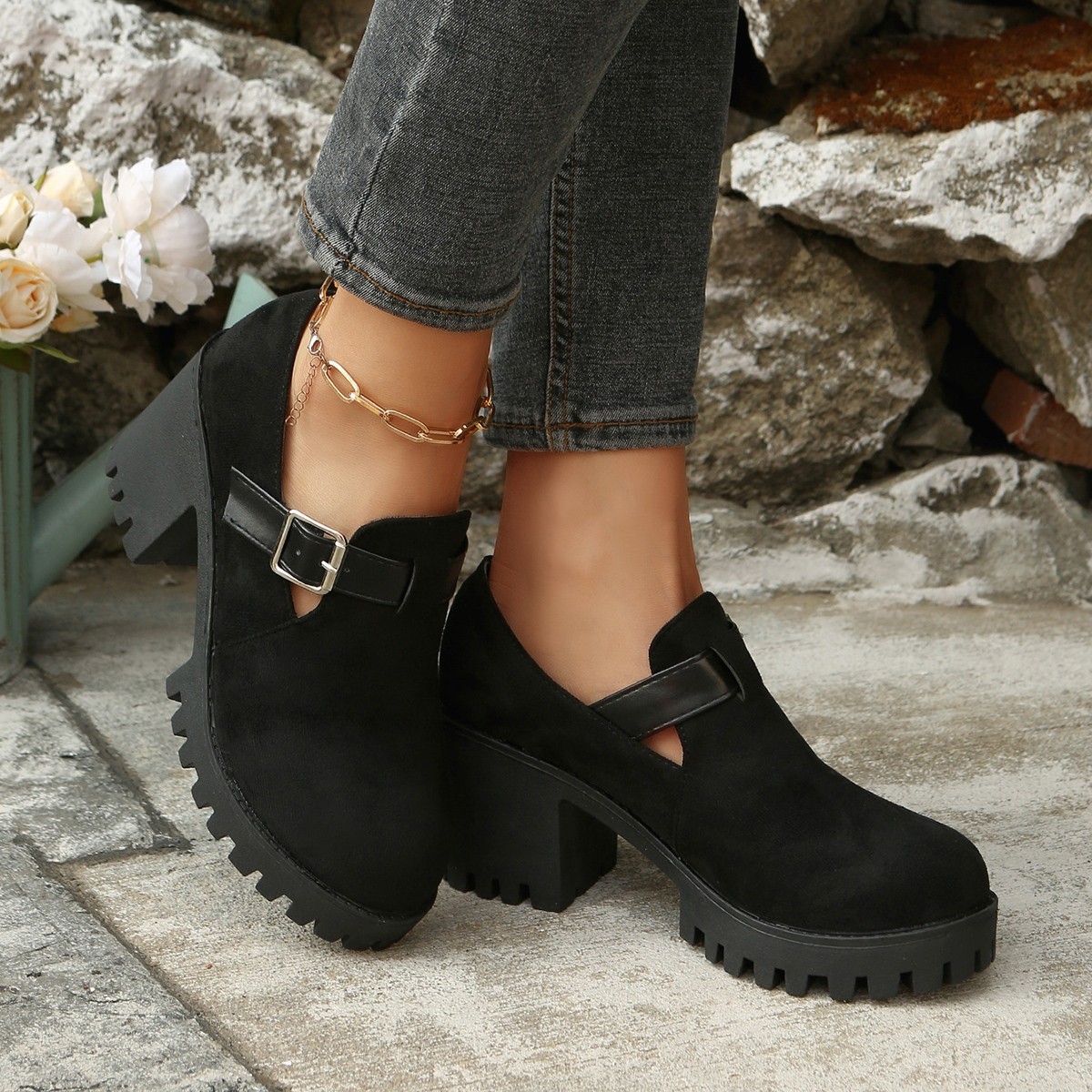 🔥Last Day Promotion 50% OFF - Women's Fashion Chunky Heel Shoes