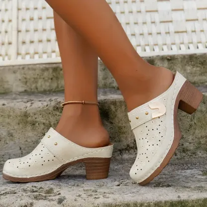 🔥Last Day Promotion 50% OFF - Women's Fashion Flower Pattern Heeled Leather Shoes