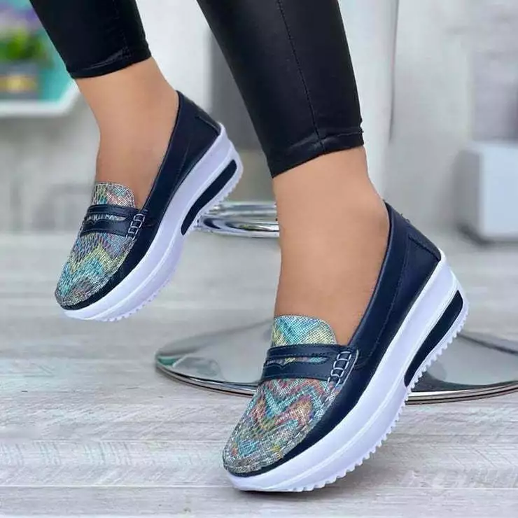 🔥Last Day Promotion 50% OFF - Women's Comfortable Casual Thick Sole Walking Shoes