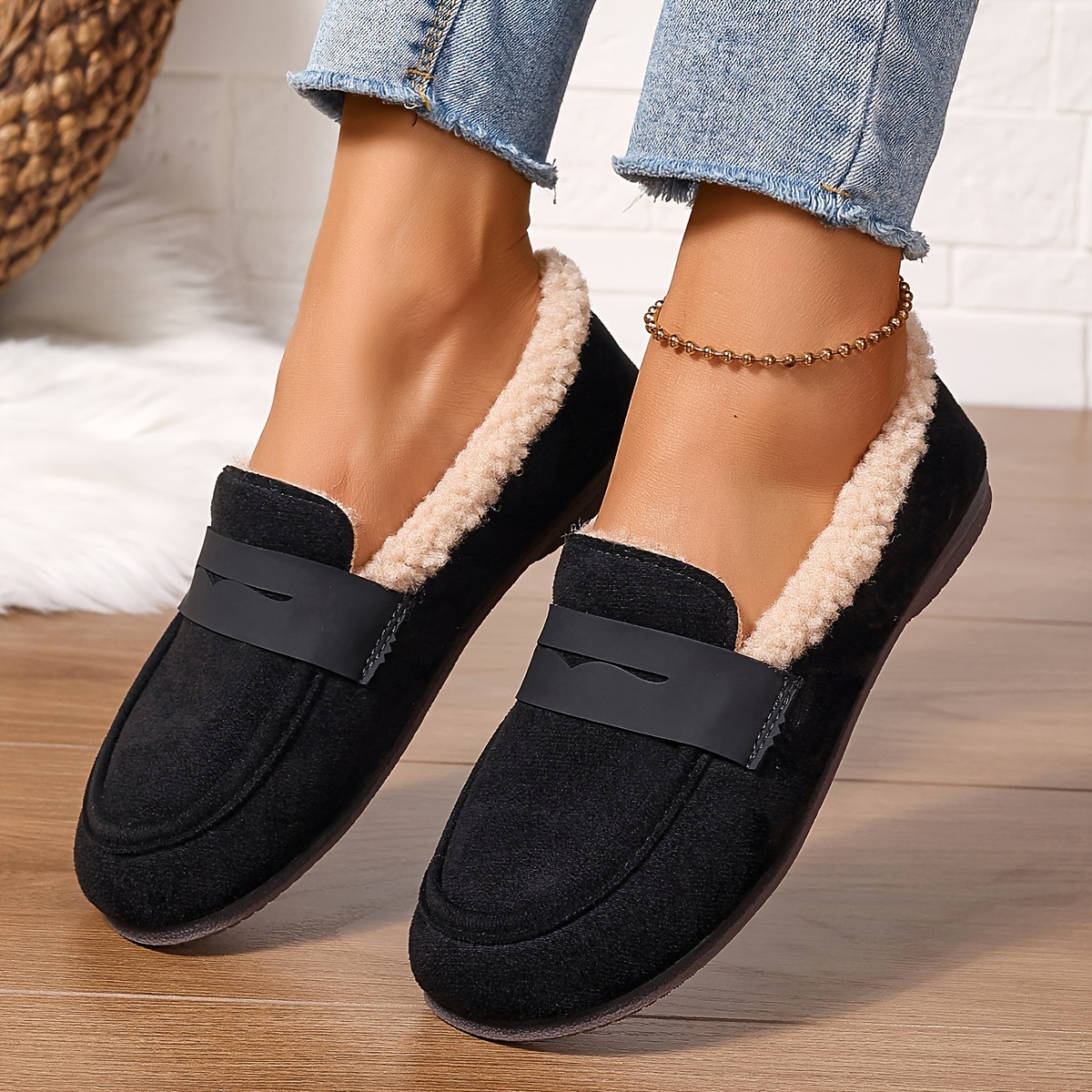 🔥Last Day Promotion 50% OFF - Women's Fashionable Fleece-Lined Thermal Shoes