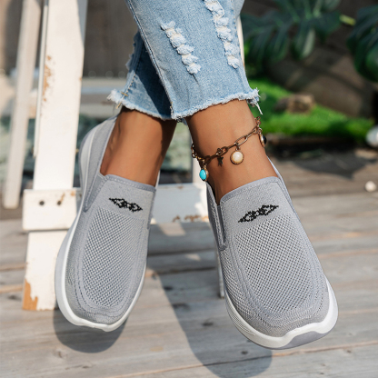 🔥Last Day Promotion 50% OFF - Women's Comfortable Breathable Orthopaedic Walking Shoes