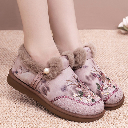 🔥Last Day Promotion 50% OFF - Women's Hand-Embroidered Deer-Motif Warm Casual Shoes