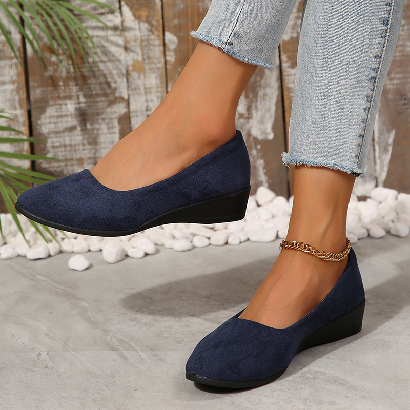 🔥Last Day Promotion 50% OFF - Women's Comfortable Soft Sole Slope Heel Casual Shoes