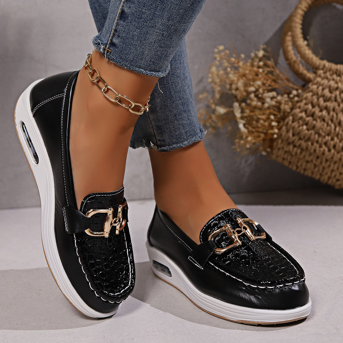 🔥Last Day Promotion 50% OFF - Women's Casual Genuine Leather Loafers