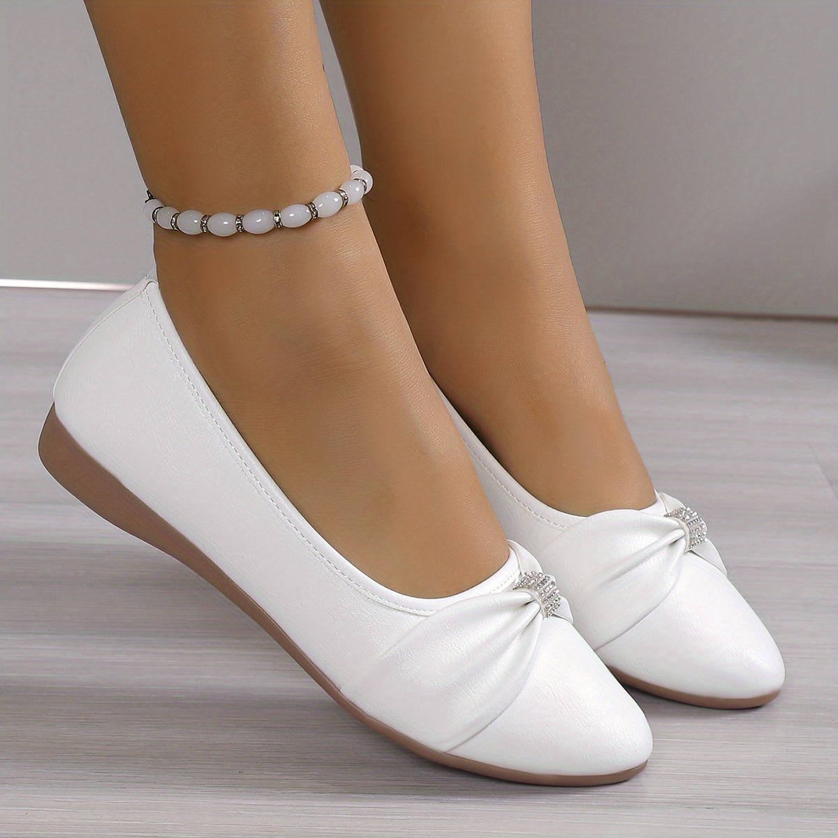 🔥Last Day Promotion 50% OFF - Women's Rhinestone Orthopaedic Leather Shoes