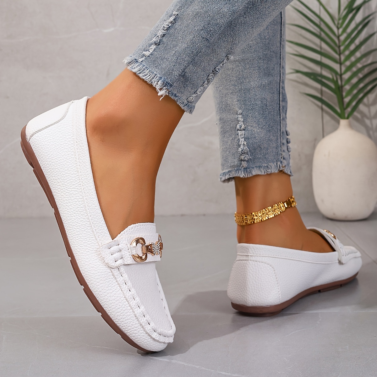 🔥Last Day Promotion 50% OFF - Women's Butterfly Decoration Diamond Casual Shoes