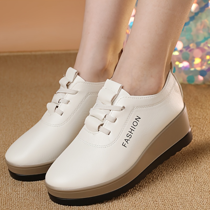 🔥Last Day Promotion 50% OFF - Women's Platform Casual Leather Sneakers