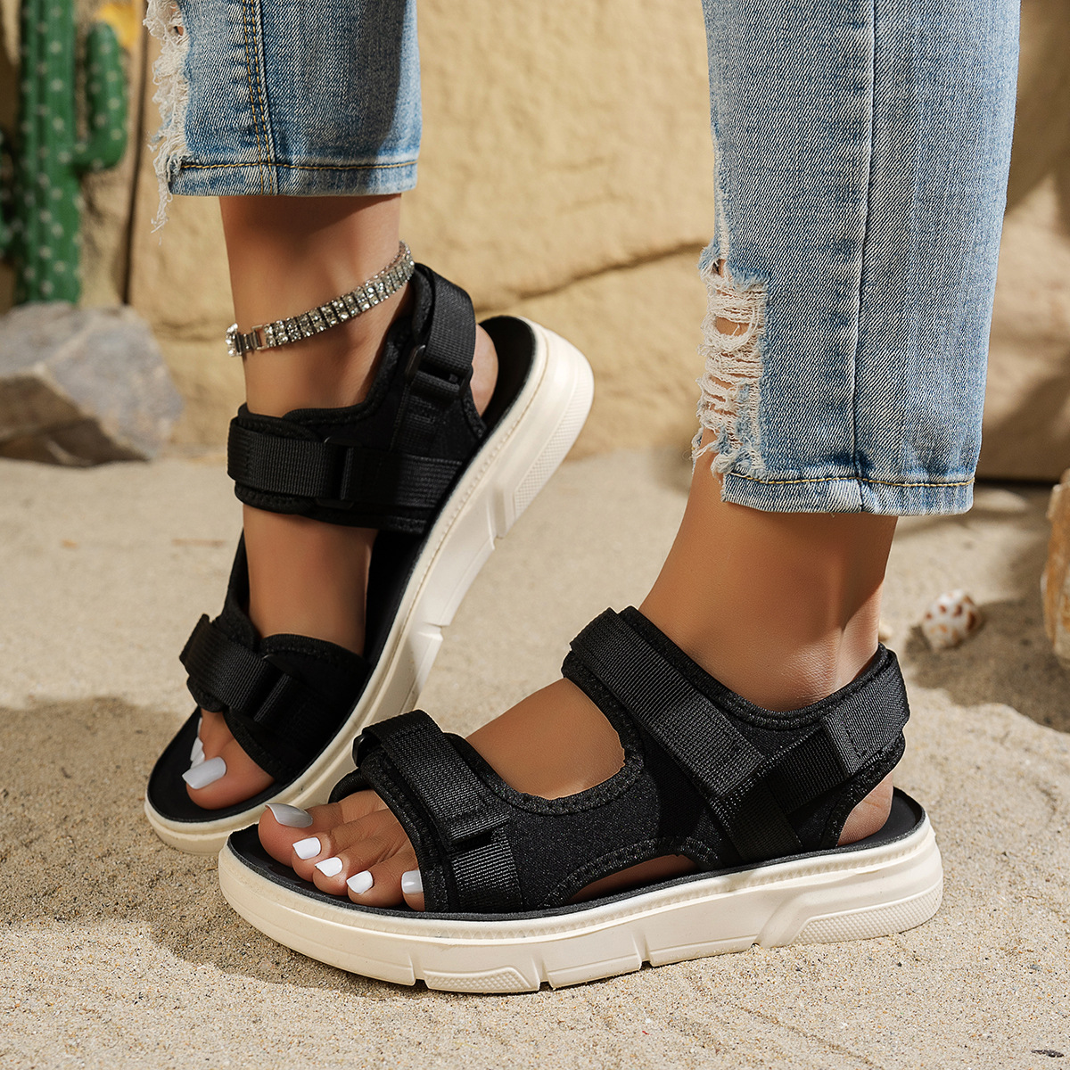 🔥Last Day Promotion 50% OFF - Women's Comfortable Velcro-Fastening Casual Sandals