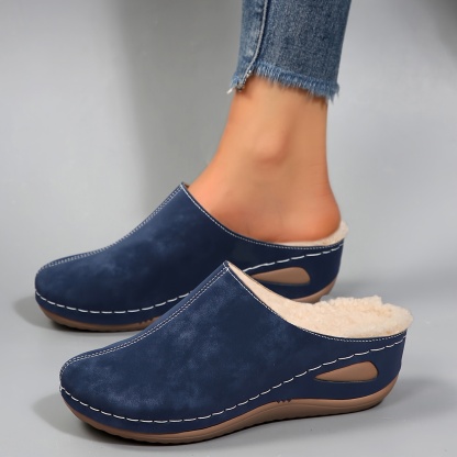 🔥Last Day Promotion 50% OFF - Women's Winter Plush Slip-On Slippers