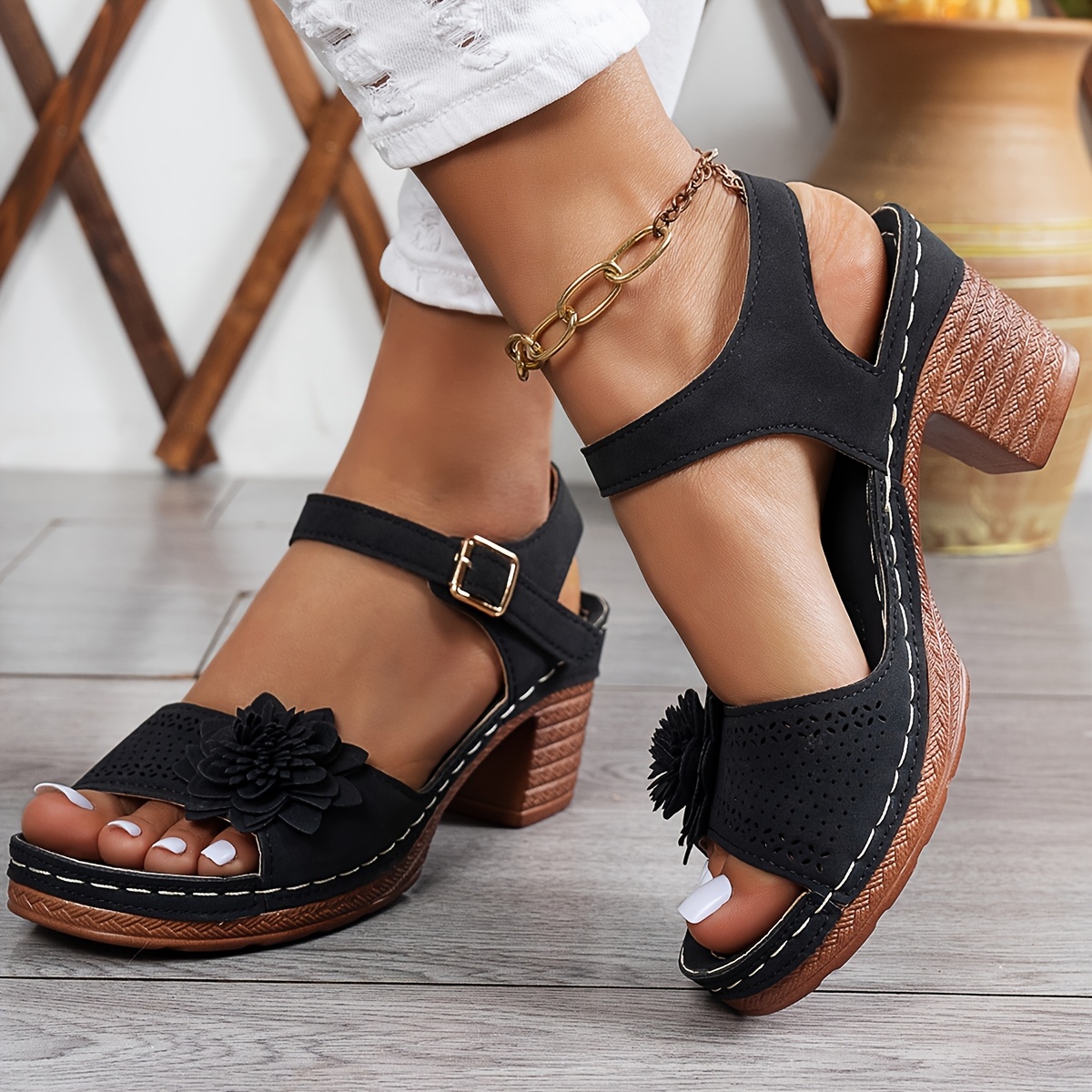 🔥Last Day Promotion 50% OFF - Women's Flower Chunky Heel Sandals