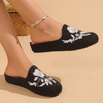 🔥Last Day Promotion 50% OFF - Women's Hand Embroidered Soft Sole Orthopaedic Sandals
