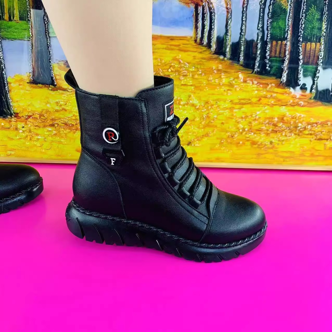 🔥Last Day Promotion 50% OFF - Women's Warm Non-slip Leather Ankle Boots