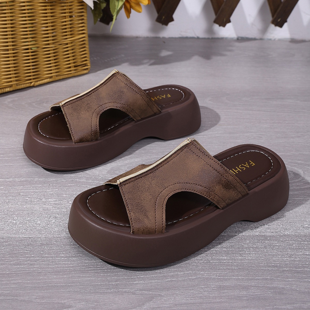🔥Last Day Promotion 50% OFF -  Women's Thick-Soled Cushioned Casual Sandals