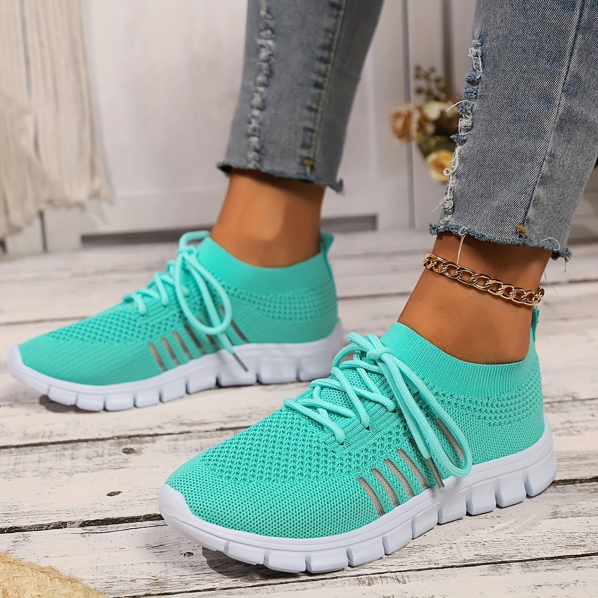 🔥Last Day Promotion 50% OFF - Women's Lightweight Breathable Soft Sole Orthopaedic Sneakers