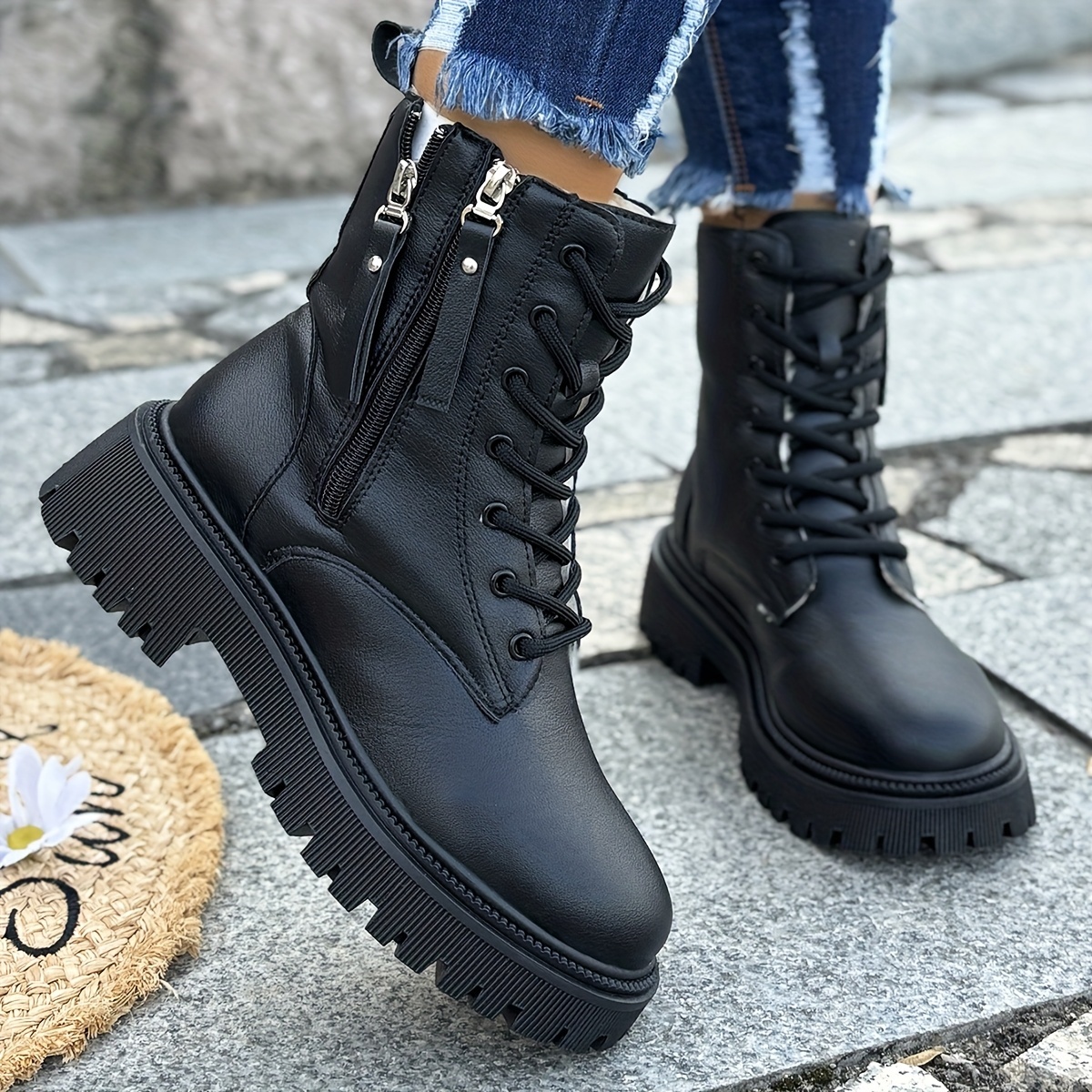 🔥Last Day Promotion 60% OFF - Women's Winter Lace-Up Leather Ankle Boots with Side Zipper