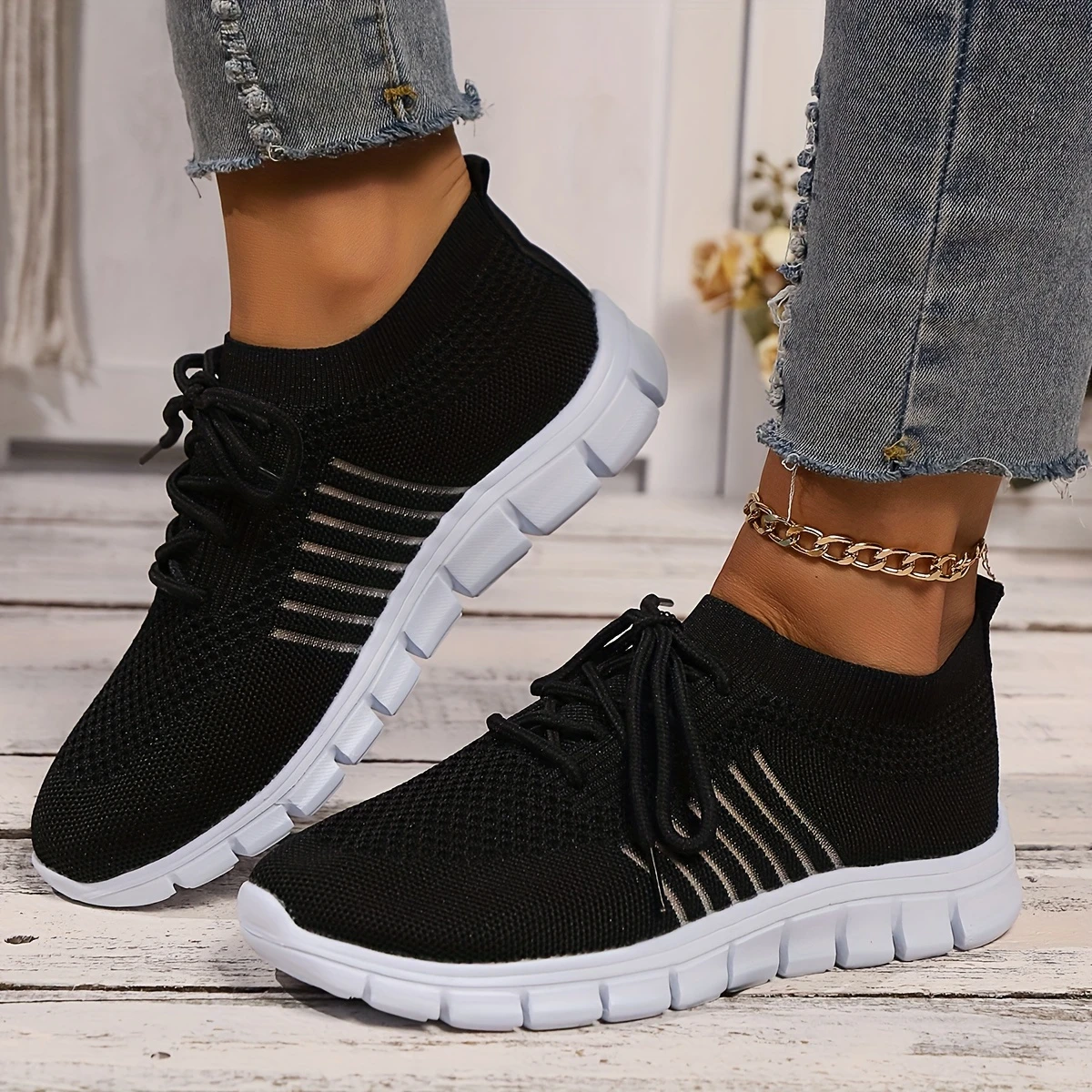 🔥Last Day Promotion 50% OFF - Women's Lightweight Breathable Soft Sole Orthopaedic Sneakers