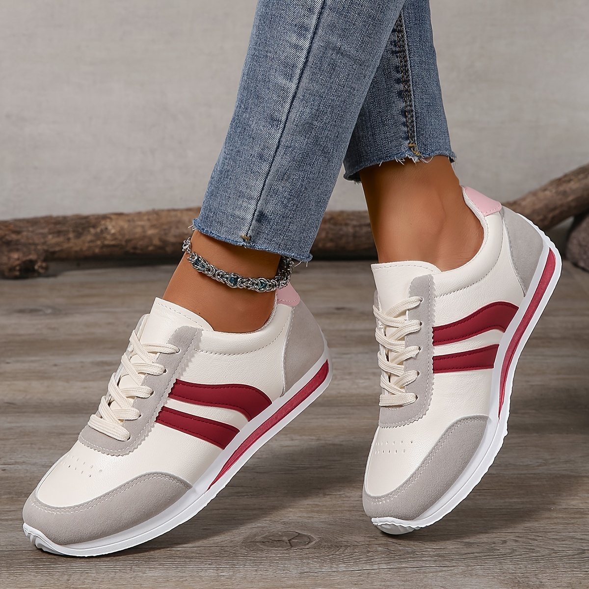 🔥Last Day Promotion 50% OFF - Women's Lightweight Low Top Orthopaedic Sneakers