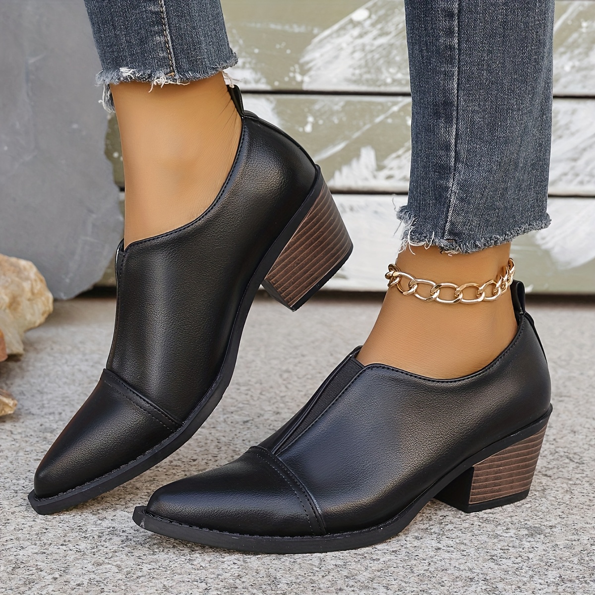 🔥Last Day Promotion 50% OFF - Women'S Fashionable Pointed Toe Block Heel Leather Ankle Boots