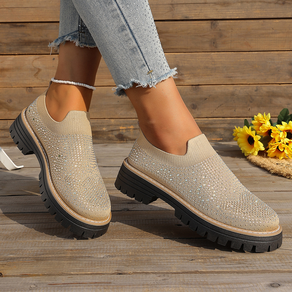 🔥Last Day Promotion 50% OFF - Women’s Fashionable Rhinestone Thick Sole Loafers