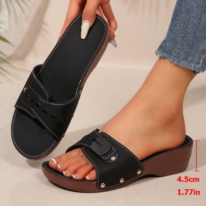 🔥Last Day Promotion 50% OFF - Women's Comfortable Thick Bottom Studded Leather Sandals